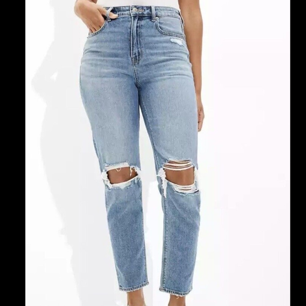 American eagle light wash high rise mom jean